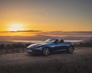 2021 Jaguar F-Type P300 Convertible - Front Three-Quarter Wallpaper 190x150