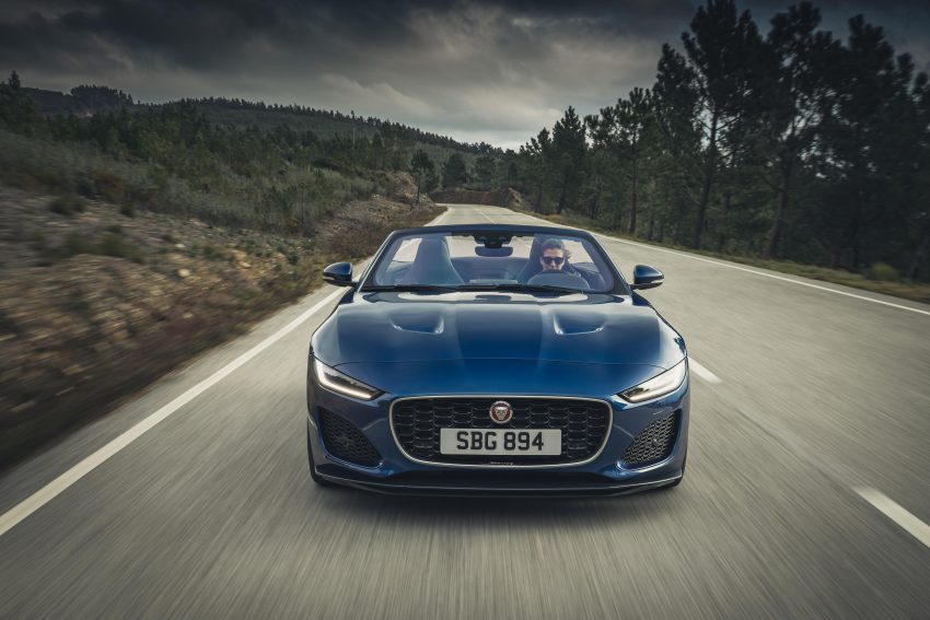 2021 Jaguar F-Type P300 Convertible - Front Wallpaper 850x567 #2