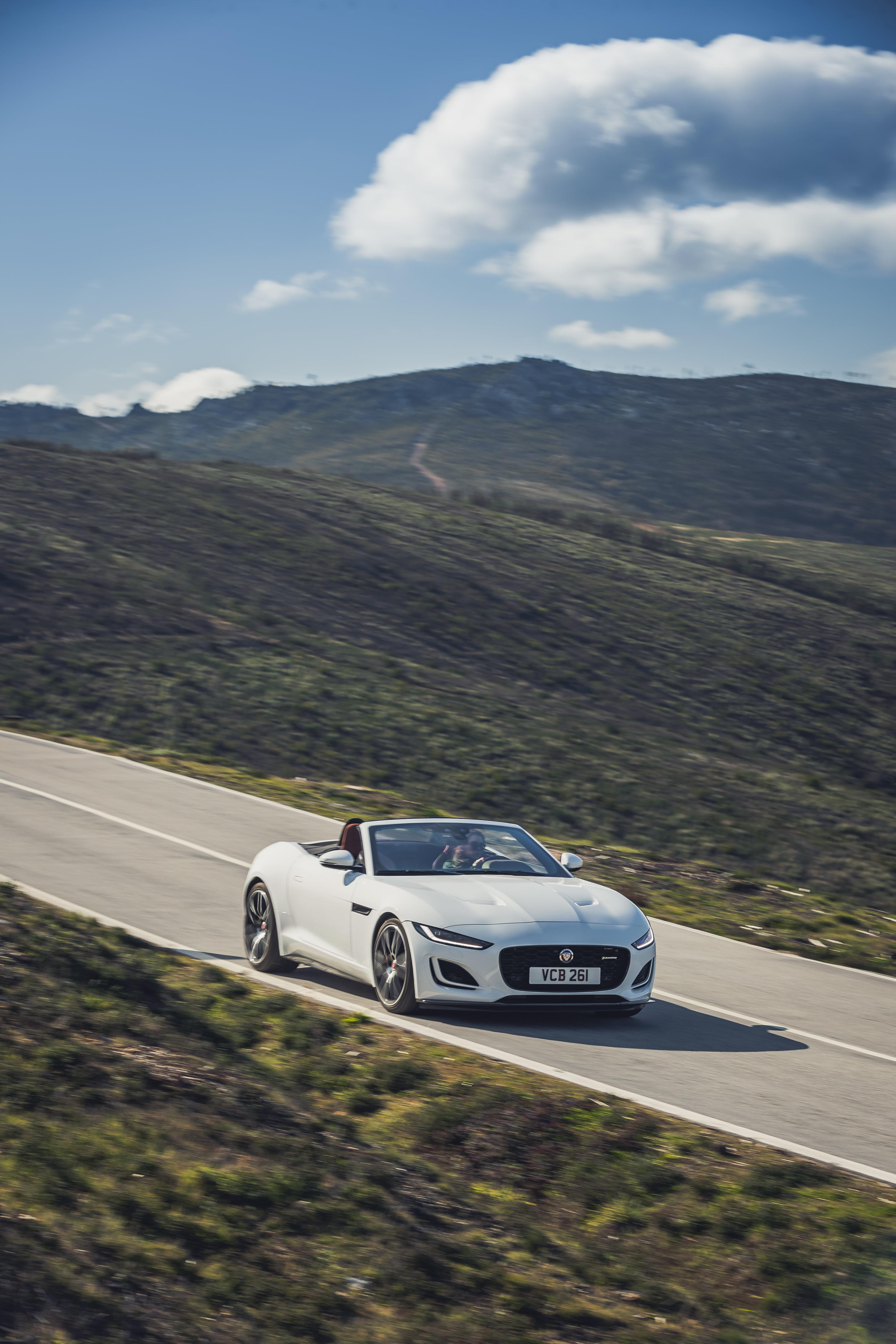 Download 2021 Jaguar F-Type P450 R-Dynamic Convertible - Front Three-Quarter HD Phone Wallpaper 3648x5472 #15