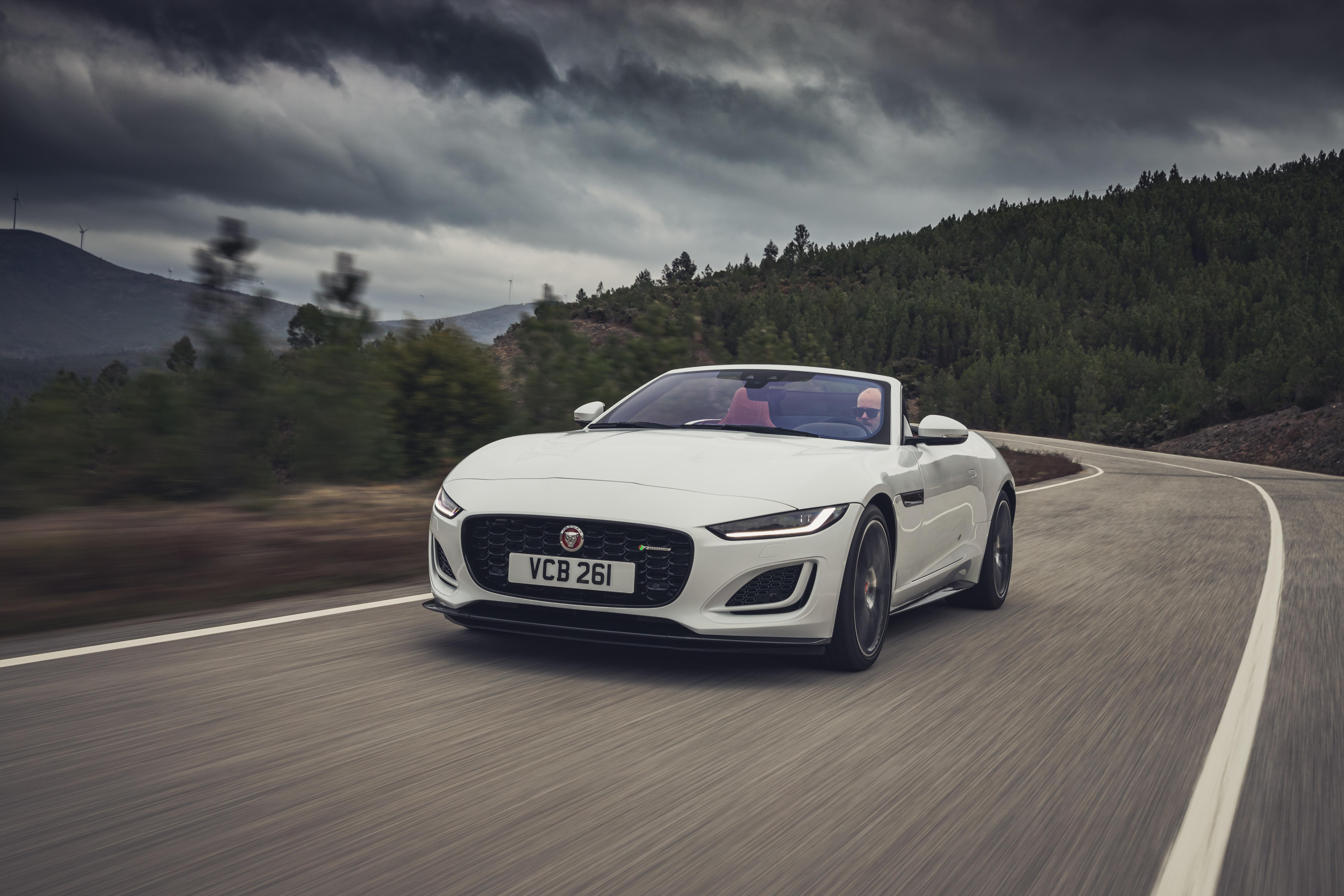 Download 2021 Jaguar F-Type P450 R-Dynamic Convertible - Front Three-Quarter HD Wallpaper 6720x4480 #8