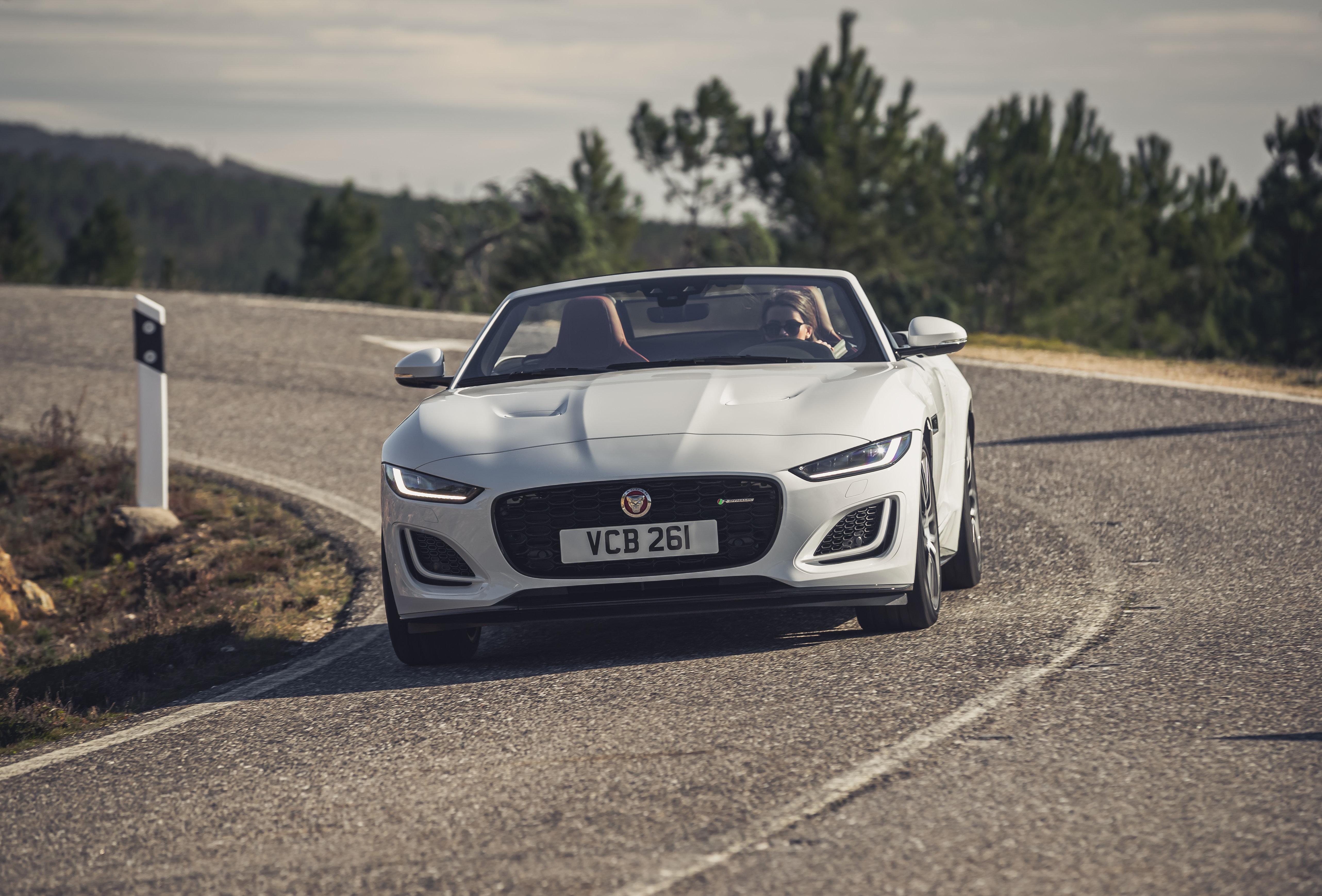 Download 2021 Jaguar F-Type P450 R-Dynamic Convertible - Front HD Wallpaper 5129x3476 #9