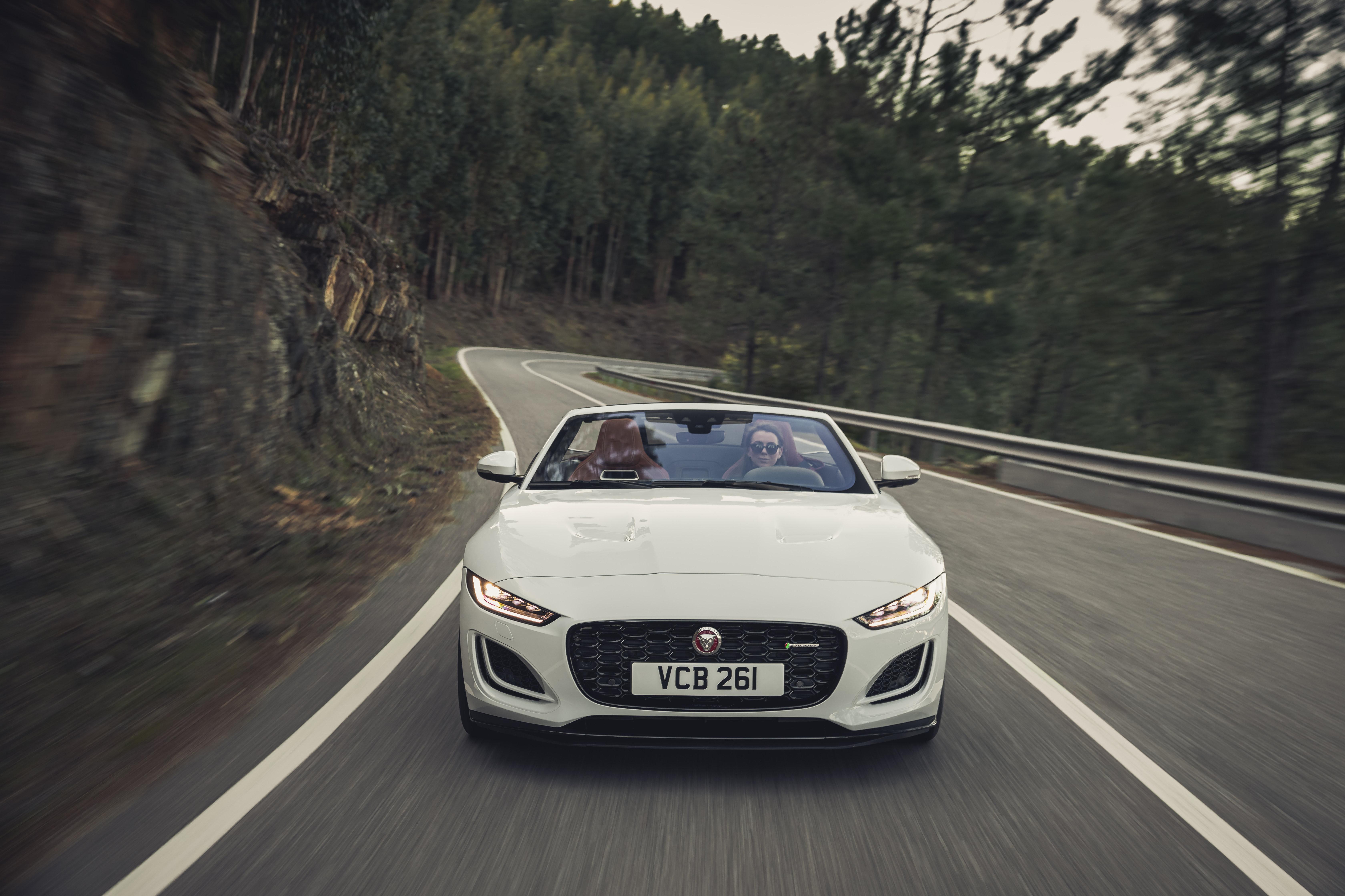 Download 2021 Jaguar F-Type P450 R-Dynamic Convertible - Front HD Wallpaper 6720x4480 #10