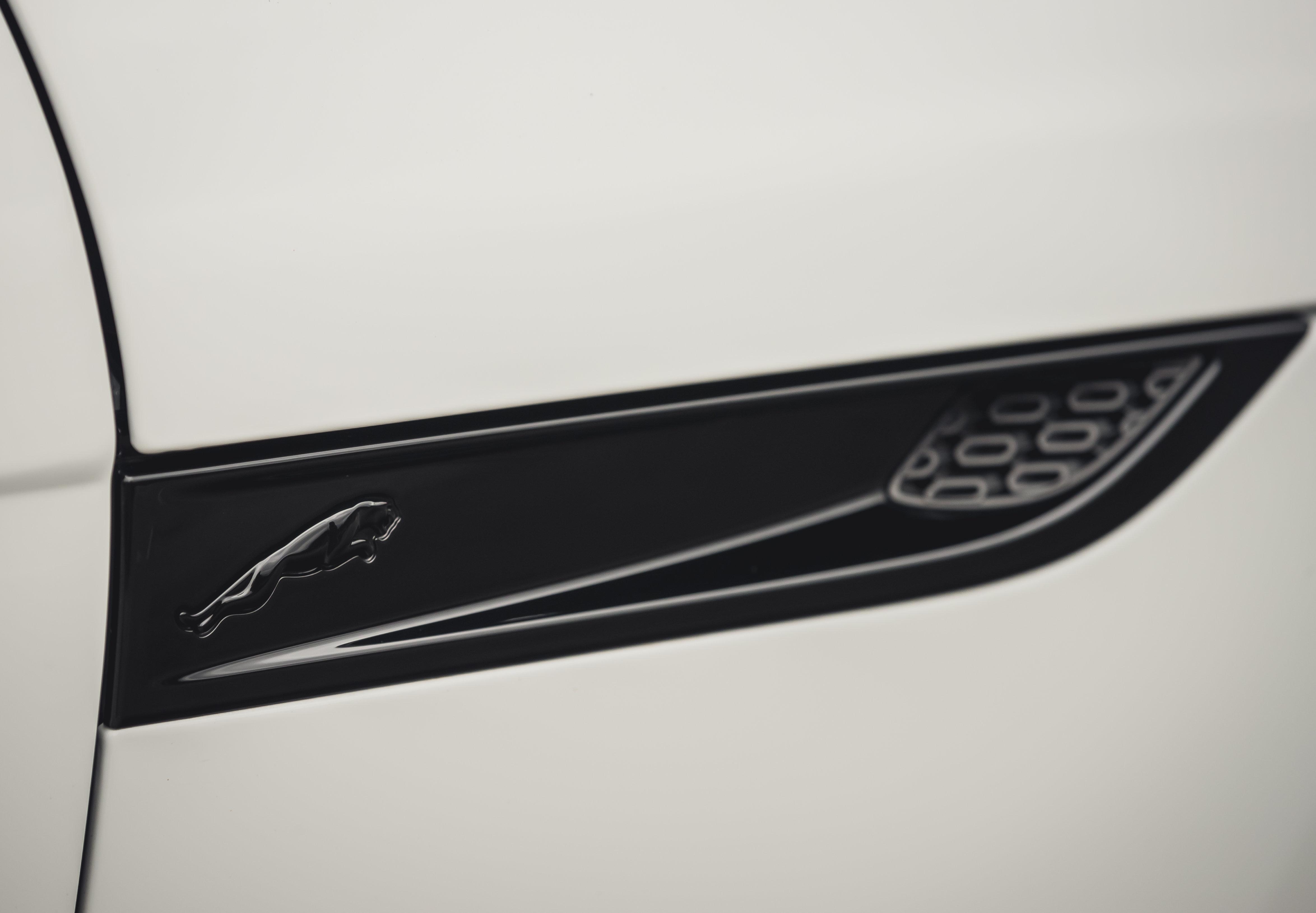 Download 2021 Jaguar F-Type P450 R-Dynamic Convertible - Side Vent HD Wallpaper 4697x3258 #24
