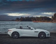 2021 Jaguar F-Type P450 R-Dynamic Convertible - Side Wallpaper 190x150
