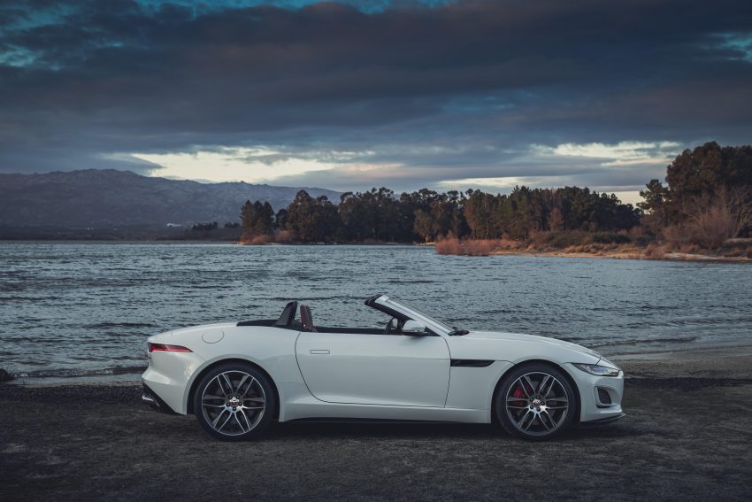 2021 Jaguar F-Type P450 R-Dynamic Convertible - Side Wallpaper 850x567 #19