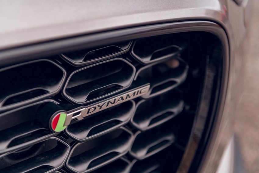2021 Jaguar F-Type P450 R-Dynamic - Detail Wallpaper 850x567 #26