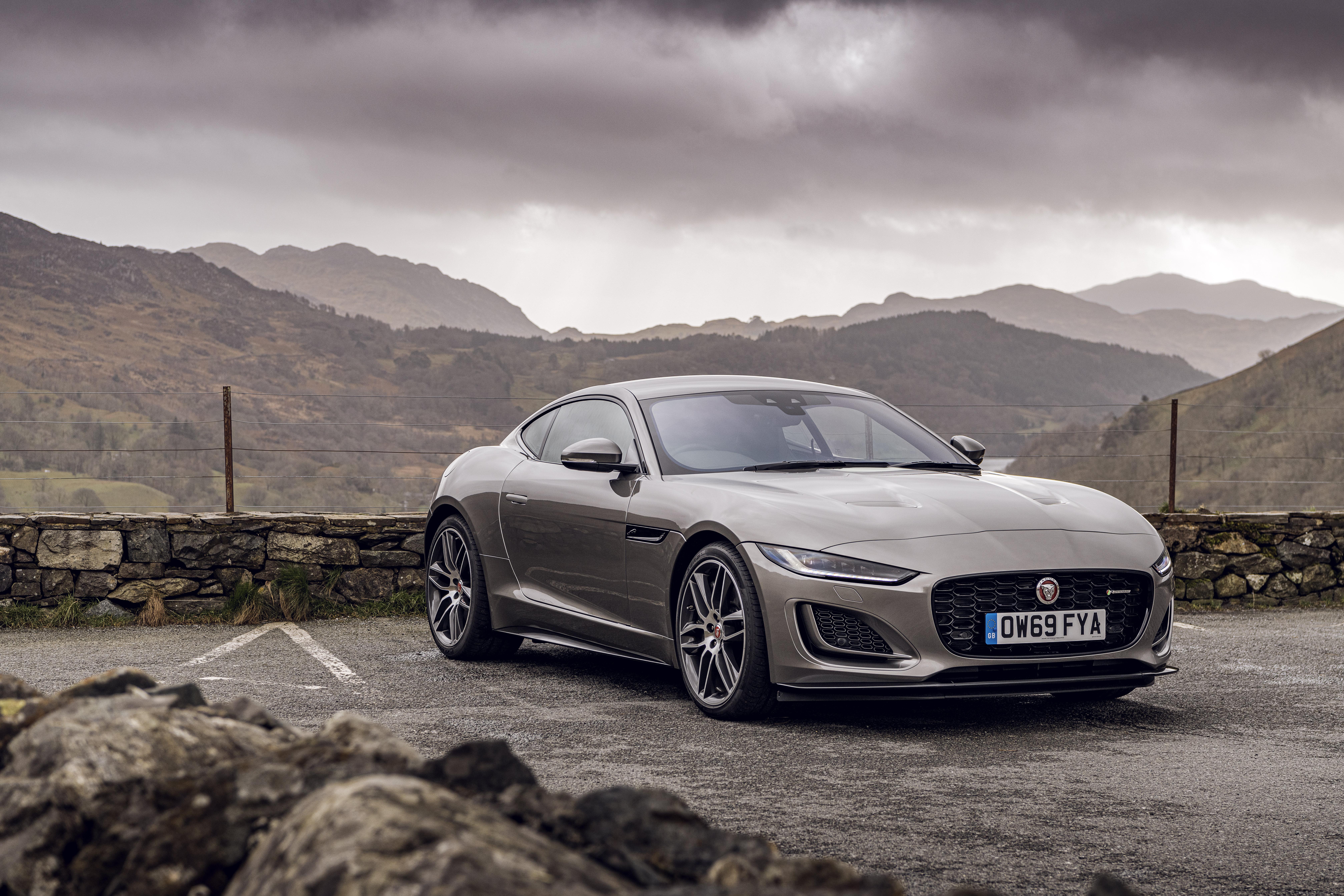 Download 2021 Jaguar F-Type P450 R-Dynamic - Front Three-Quarter HD Wallpaper 8058x5372 #9