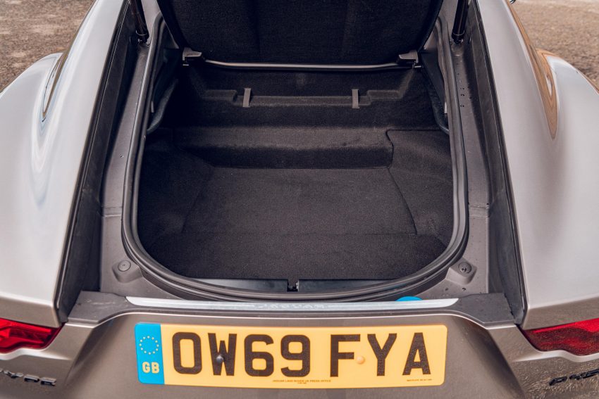 2021 Jaguar F-Type P450 R-Dynamic - Trunk Wallpaper 850x567 #38