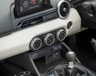 2021 Mazda MX-5 Sport Venture - Central Console Wallpaper 190x150