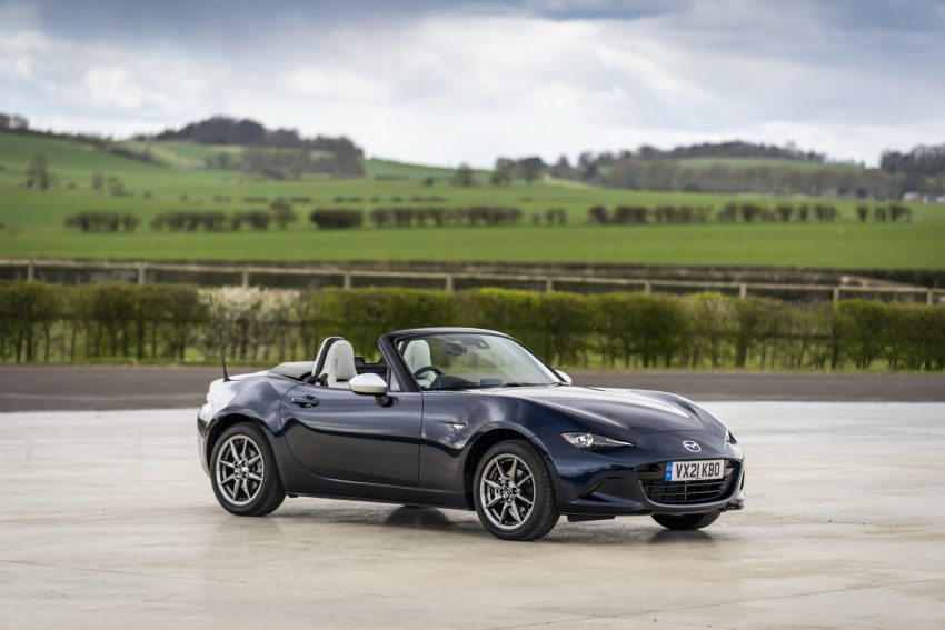 2021 Mazda MX-5 Sport Venture - Front Three-Quarter Wallpaper 850x567 #105