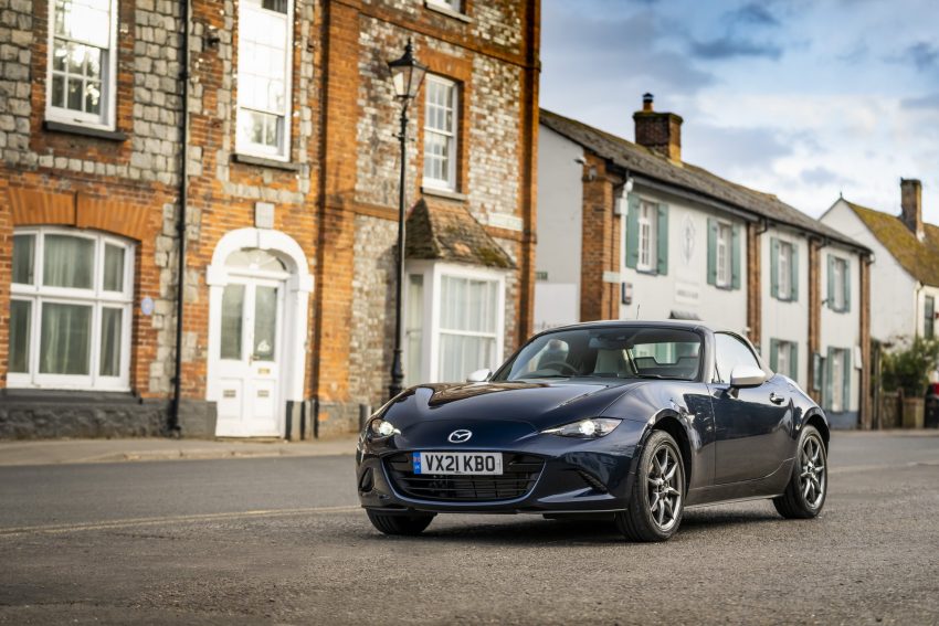 2021 Mazda MX-5 Sport Venture - Front Three-Quarter Wallpaper 850x567 #130