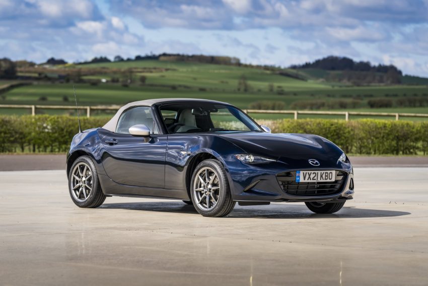 2021 Mazda MX-5 Sport Venture - Front Three-Quarter Wallpaper 850x567 #98