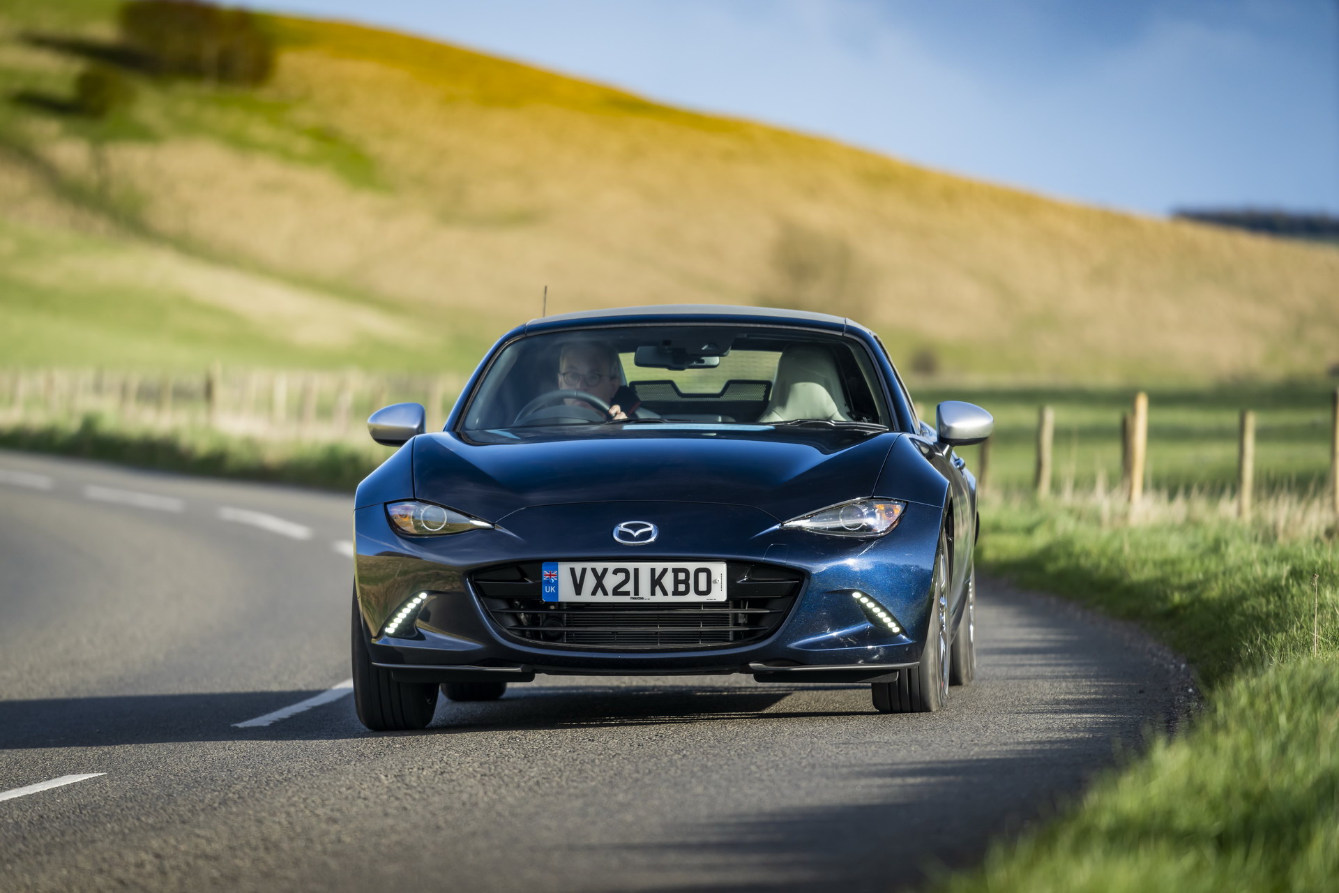 Download 2021 Mazda MX-5 Sport Venture - Front HD Wallpaper 1920x1280 #62