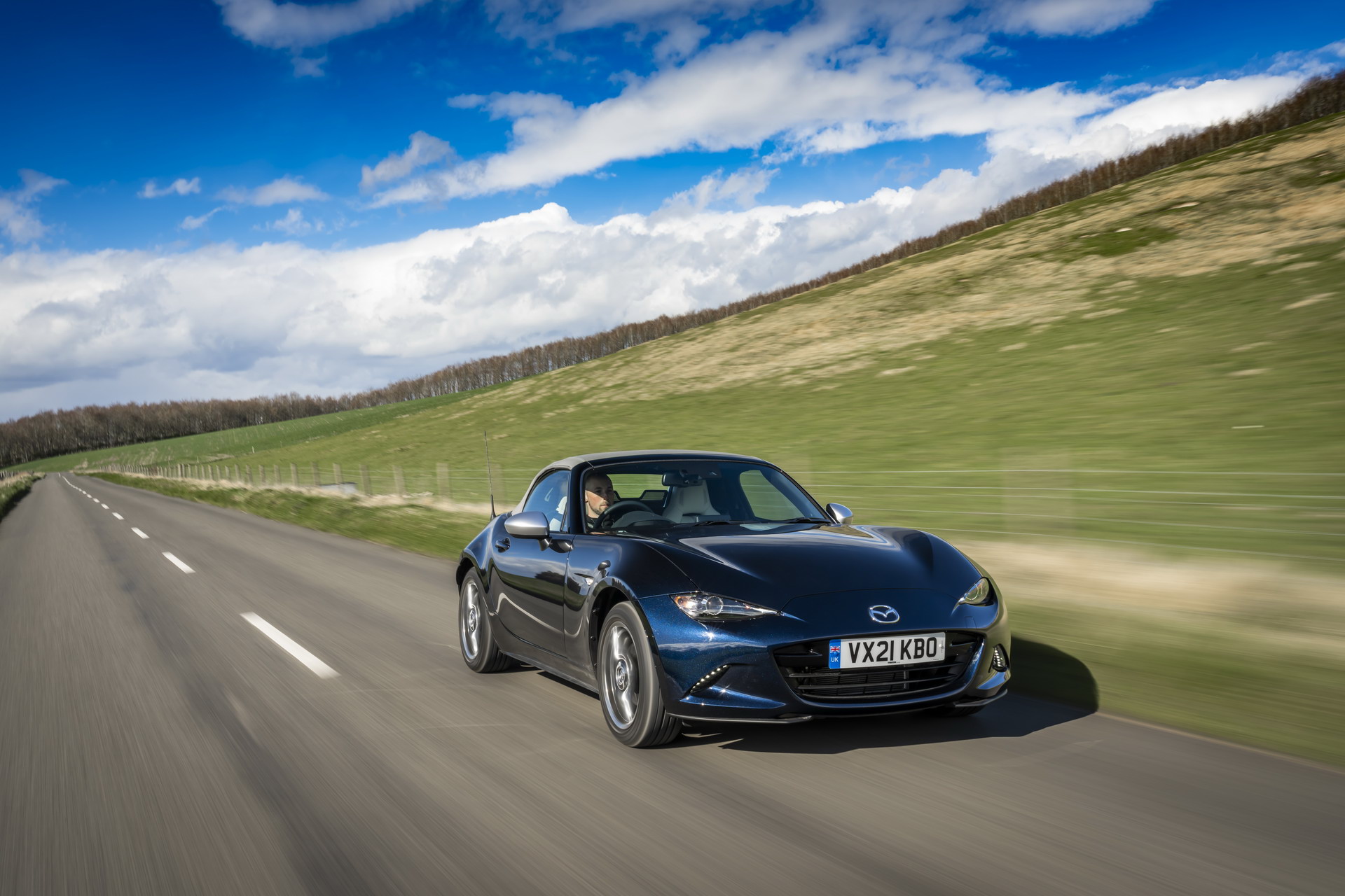 Download 2021 Mazda MX-5 Sport Venture - Front HD Wallpaper 1920x1280 #7