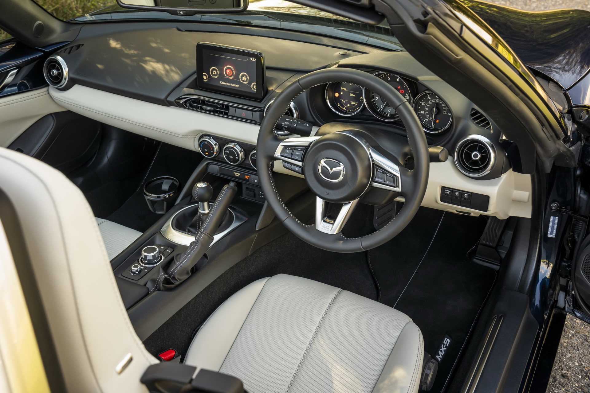 Download 2021 Mazda MX-5 Sport Venture - Interior HD Wallpaper 1920x1280 #168