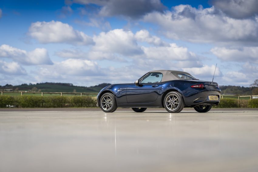 2021 Mazda MX-5 Sport Venture - Rear Three-Quarter Wallpaper 850x567 #122