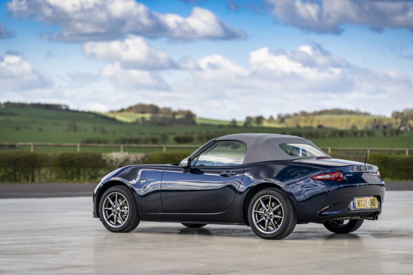 2021 Mazda MX-5 Sport Venture - Rear Three-Quarter Wallpaper 850x567 #115