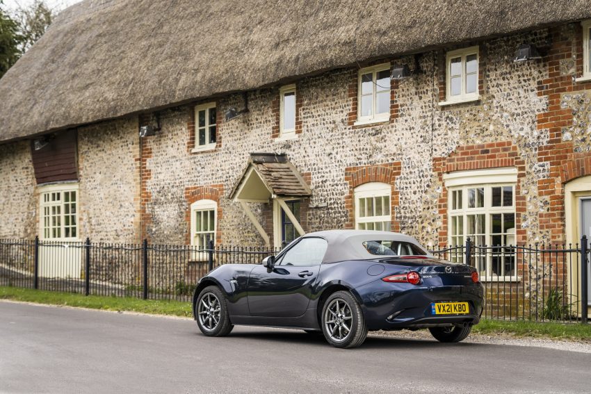 2021 Mazda MX-5 Sport Venture - Rear Three-Quarter Wallpaper 850x567 #132