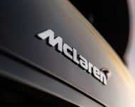2021 McLaren 620R - Badge Wallpaper 190x150