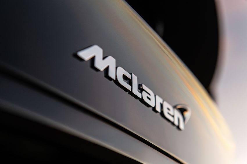 2021 McLaren 620R - Badge Wallpaper 850x566 #24