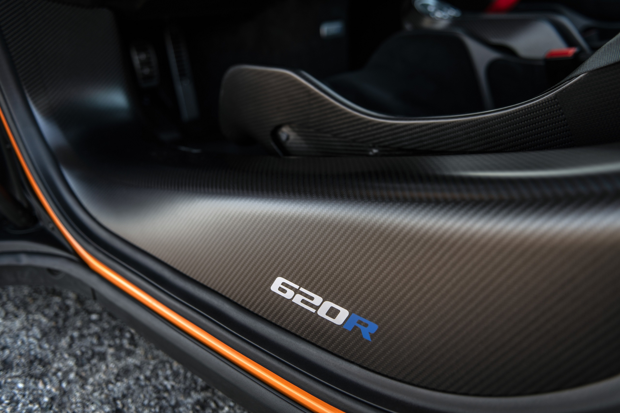 Download 2021 McLaren 620R - Interior, Detail HD Wallpaper 2560x1706 #33