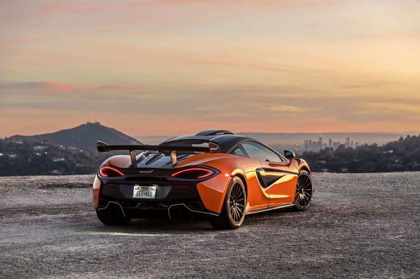 2021 McLaren 620R - Rear Three-Quarter Wallpaper 850x566 #6