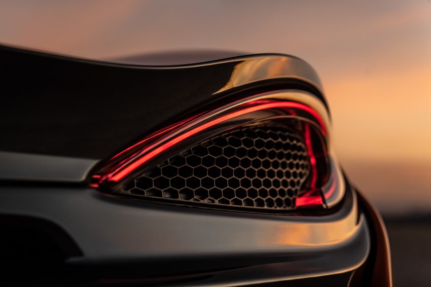 2021 McLaren 620R - Tail Light Wallpaper 850x566 #32