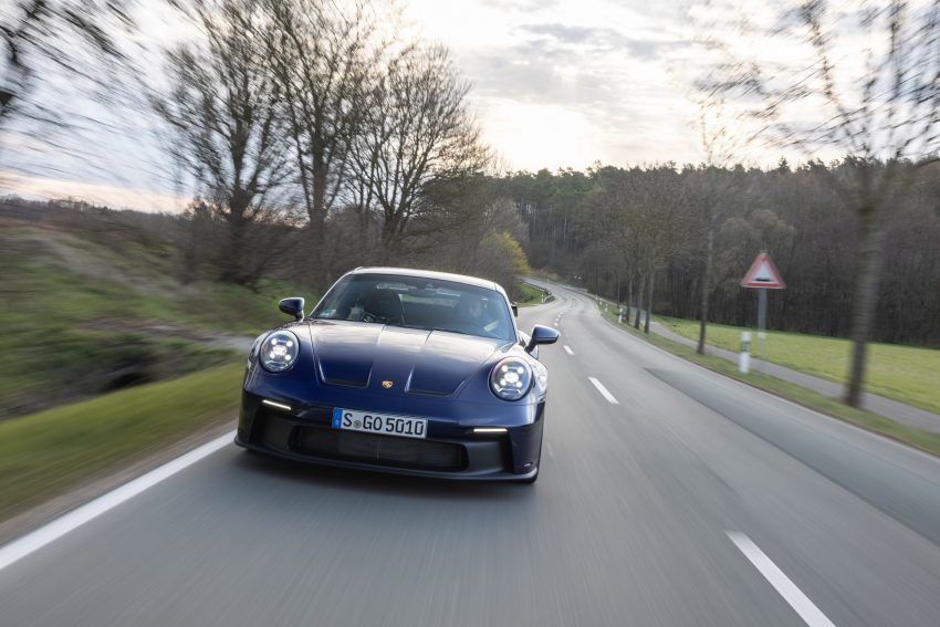 2021 Porsche 911 GT3 MT - Front Wallpaper 850x567 #4