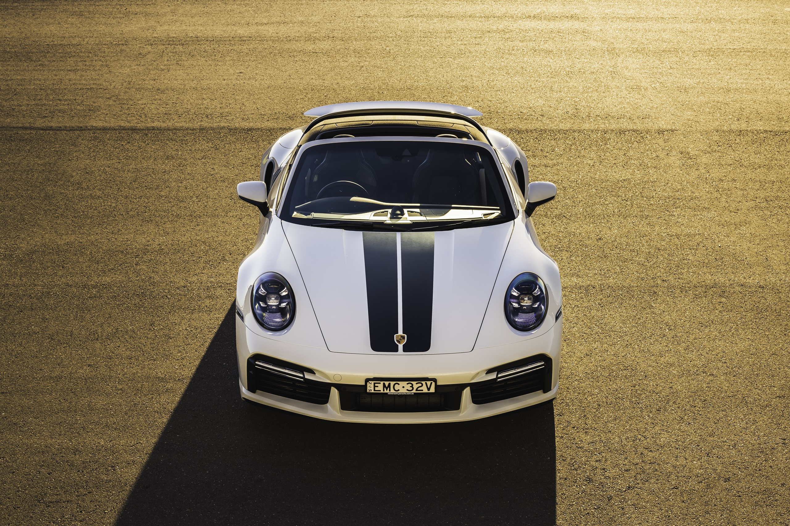 Download 2021 Porsche 911 Turbo Cabriolet [AU-spec] - Front HD Wallpaper 2560x1707 #5