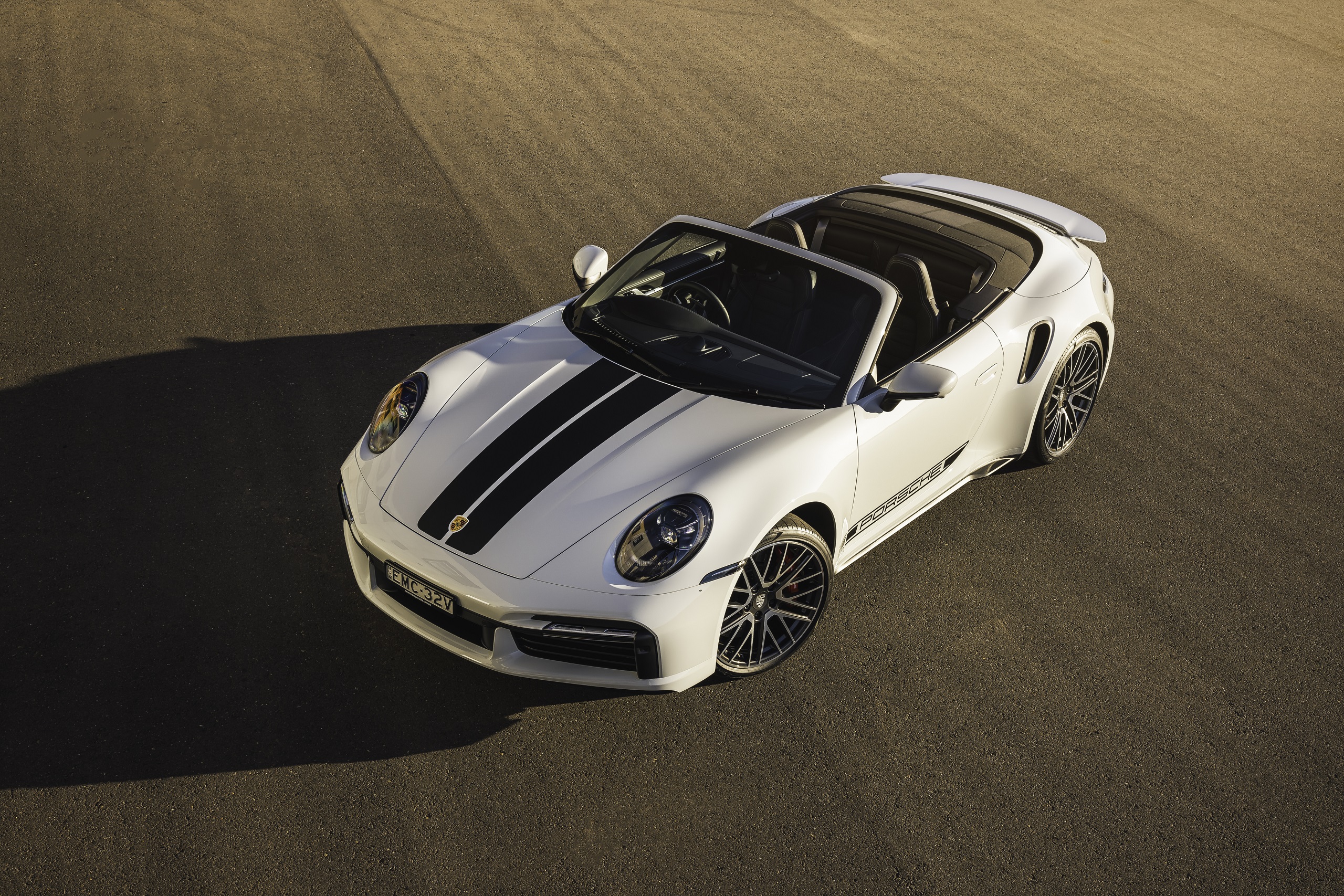 Download 2021 Porsche 911 Turbo Cabriolet [AU-spec] - Top HD Wallpaper 2560x1707 #7