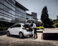 2021 Renault Zoe Van - Rear Three-Quarter Wallpaper 190x150