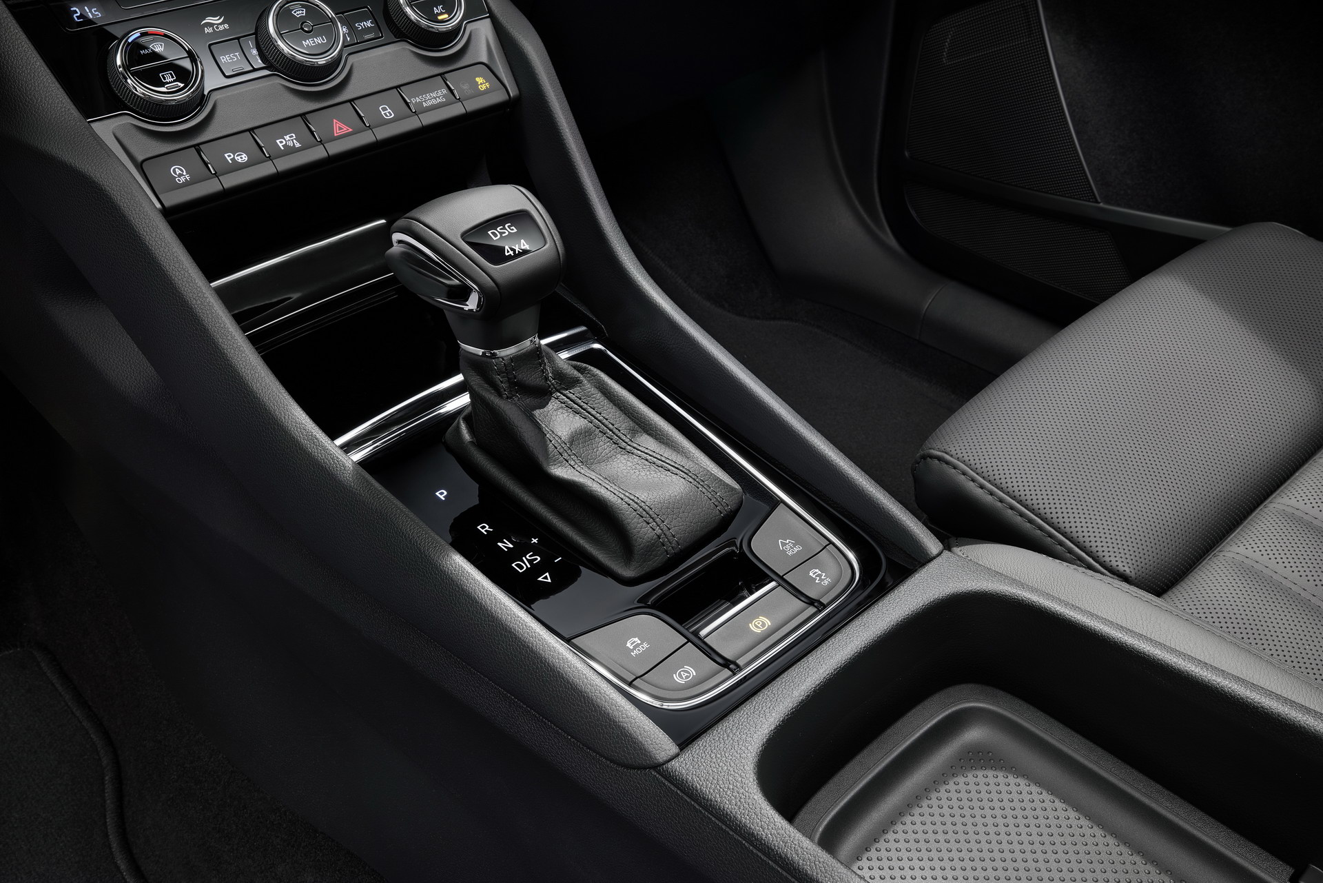 Download 2021 Skoda Kodiaq - Central Console HD Wallpaper 1920x1281 #46