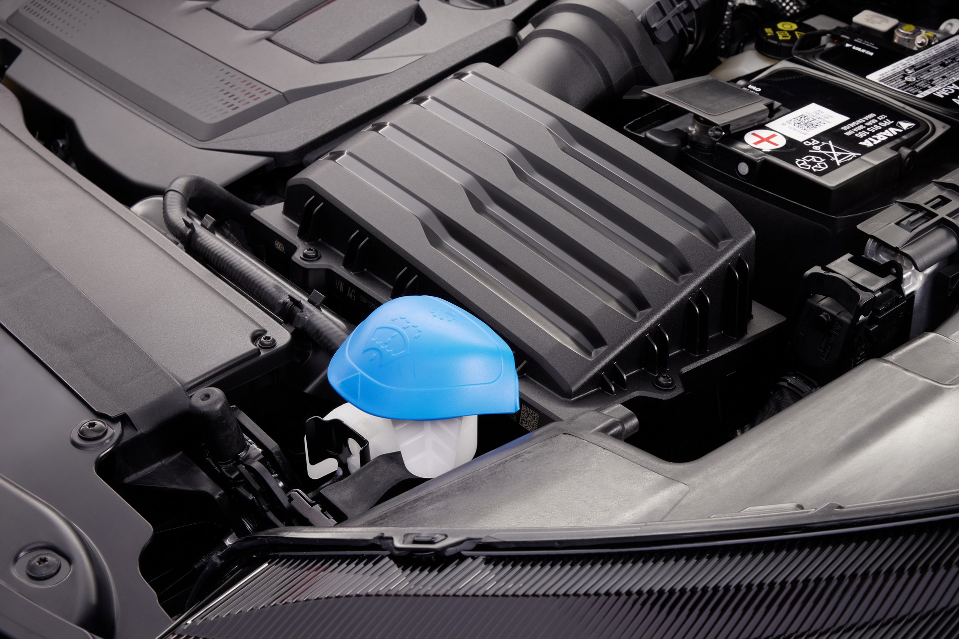 Download 2021 Skoda Kodiaq - Engine HD Wallpaper 1920x1281 #44