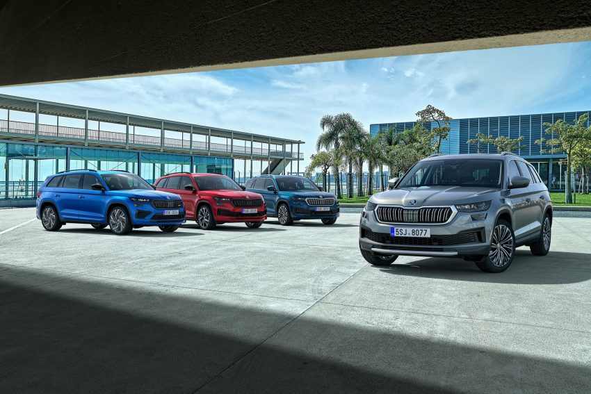 2021 Skoda Kodiaq - Front Three-Quarter Wallpaper 850x567 #13