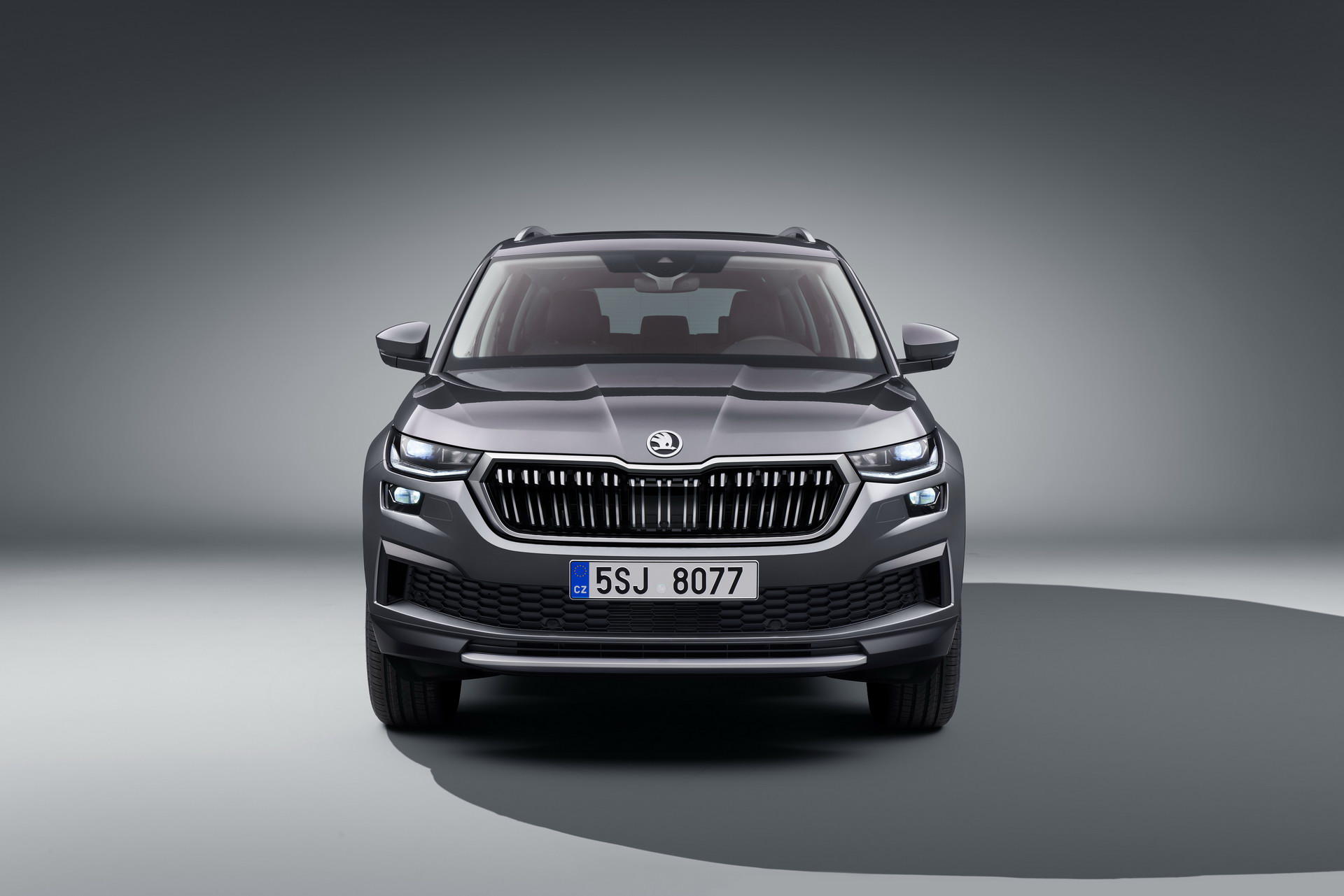 Download 2021 Skoda Kodiaq - Front HD Wallpaper 1920x1281 #26