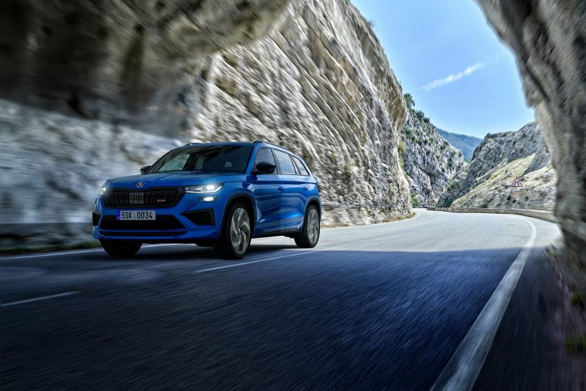 2021 Skoda Kodiaq RS - Front Three-Quarter Wallpaper 850x567 #3