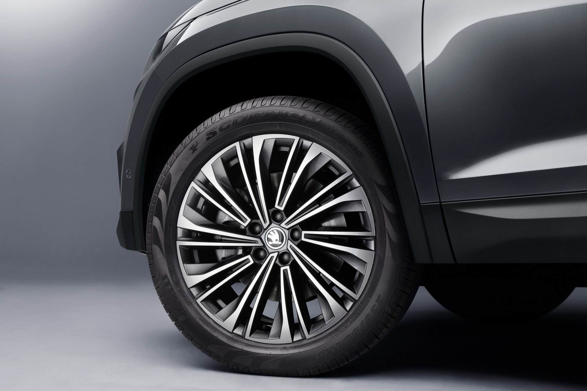 Download 2021 Skoda Kodiaq - Wheel HD Wallpaper 1920x1280 #36