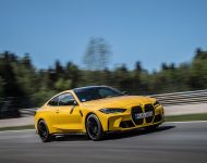 2022 BMW M4 Competition M xDrive - Front Three-Quarter Wallpaper 190x150