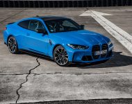 2022 BMW M4 Competition M xDrive - Front Three-Quarter Wallpaper 190x150