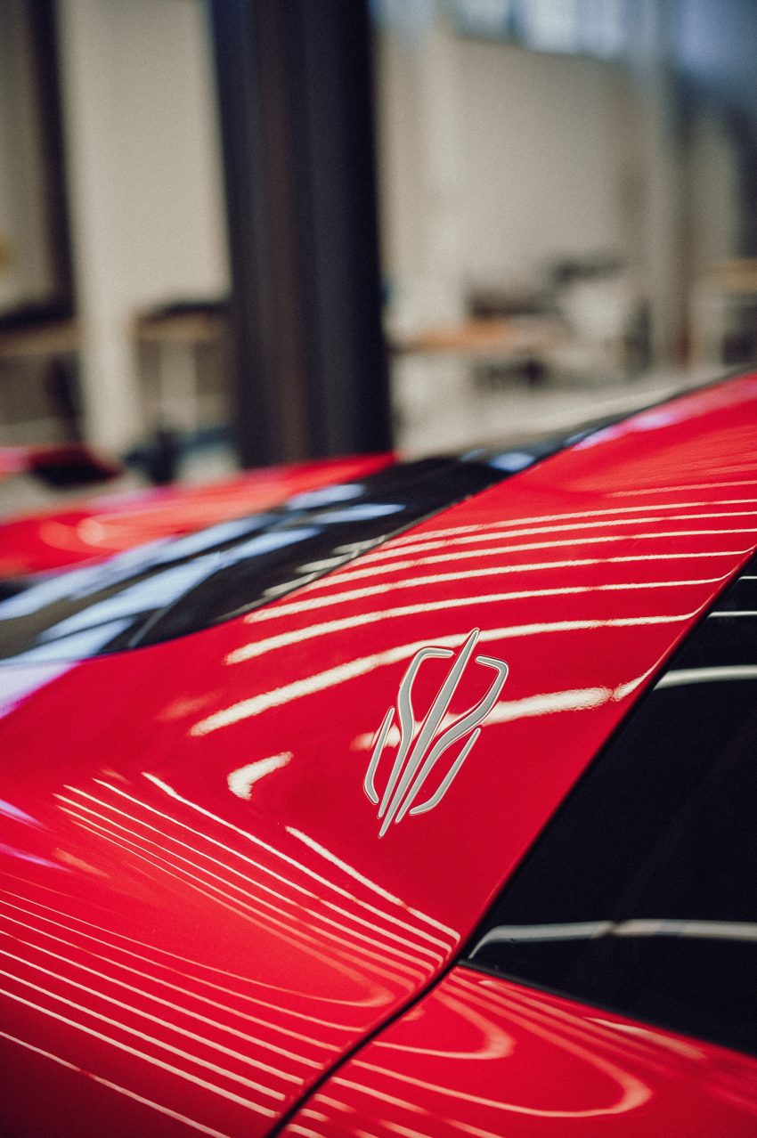 2022 Hongqi S9 - Badge Phone Wallpaper 850x1278 #23