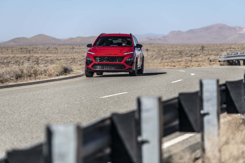 2022 Hyundai Kona N - Front Three-Quarter Wallpaper 850x567 #12