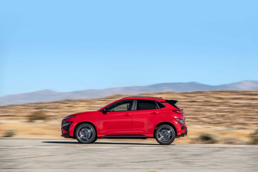 2022 Hyundai Kona N - Side Wallpaper 850x567 #20