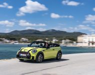 2022 MINI John Cooper Works Cabrio - Front Three-Quarter Wallpaper 190x150
