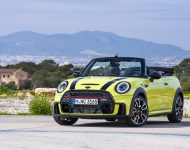 2022 MINI John Cooper Works Cabrio - Front Three-Quarter Wallpaper 190x150