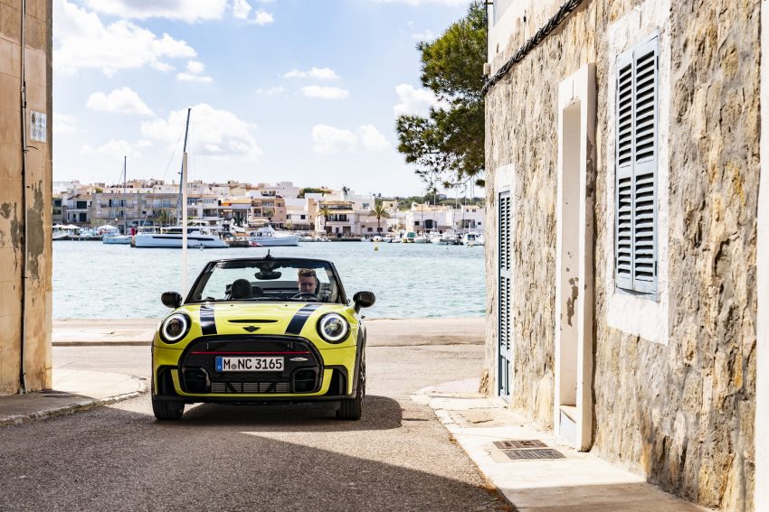 2022 MINI John Cooper Works Cabrio - Front Wallpaper 850x567 #33