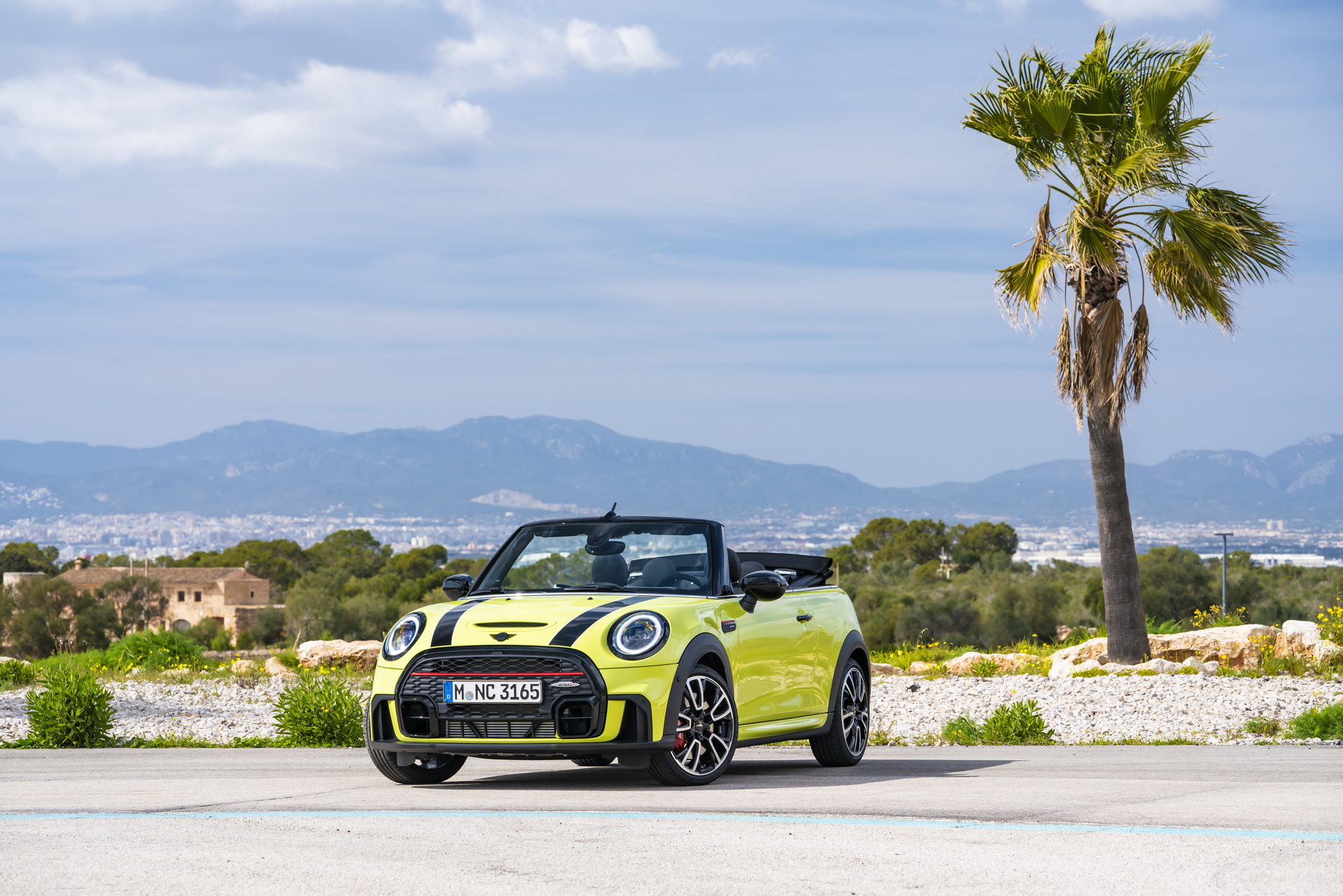 Download 2022 MINI John Cooper Works Cabrio - Front HD Wallpaper 1920x1281 #21