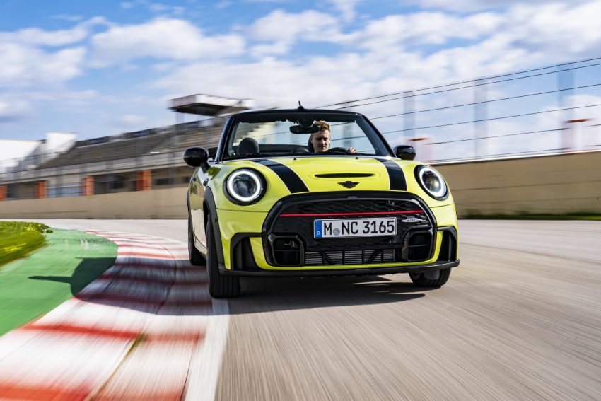 2022 MINI John Cooper Works Cabrio - Front Wallpaper 850x567 #1