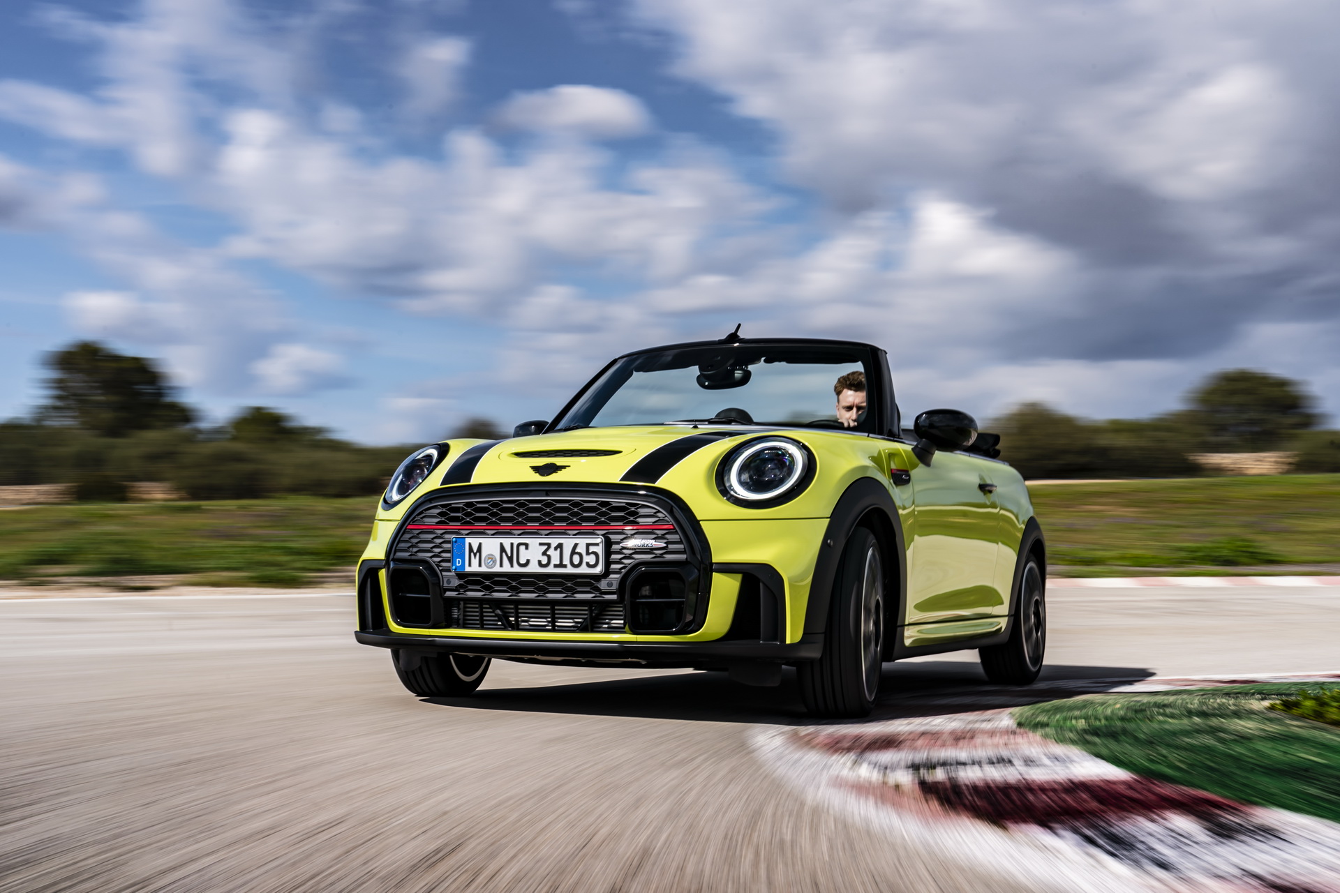 Download 2022 MINI John Cooper Works Cabrio - Front HD Wallpaper 1920x1280 #5