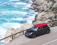 2022 MINI John Cooper Works - Front Three-Quarter Wallpaper 190x150
