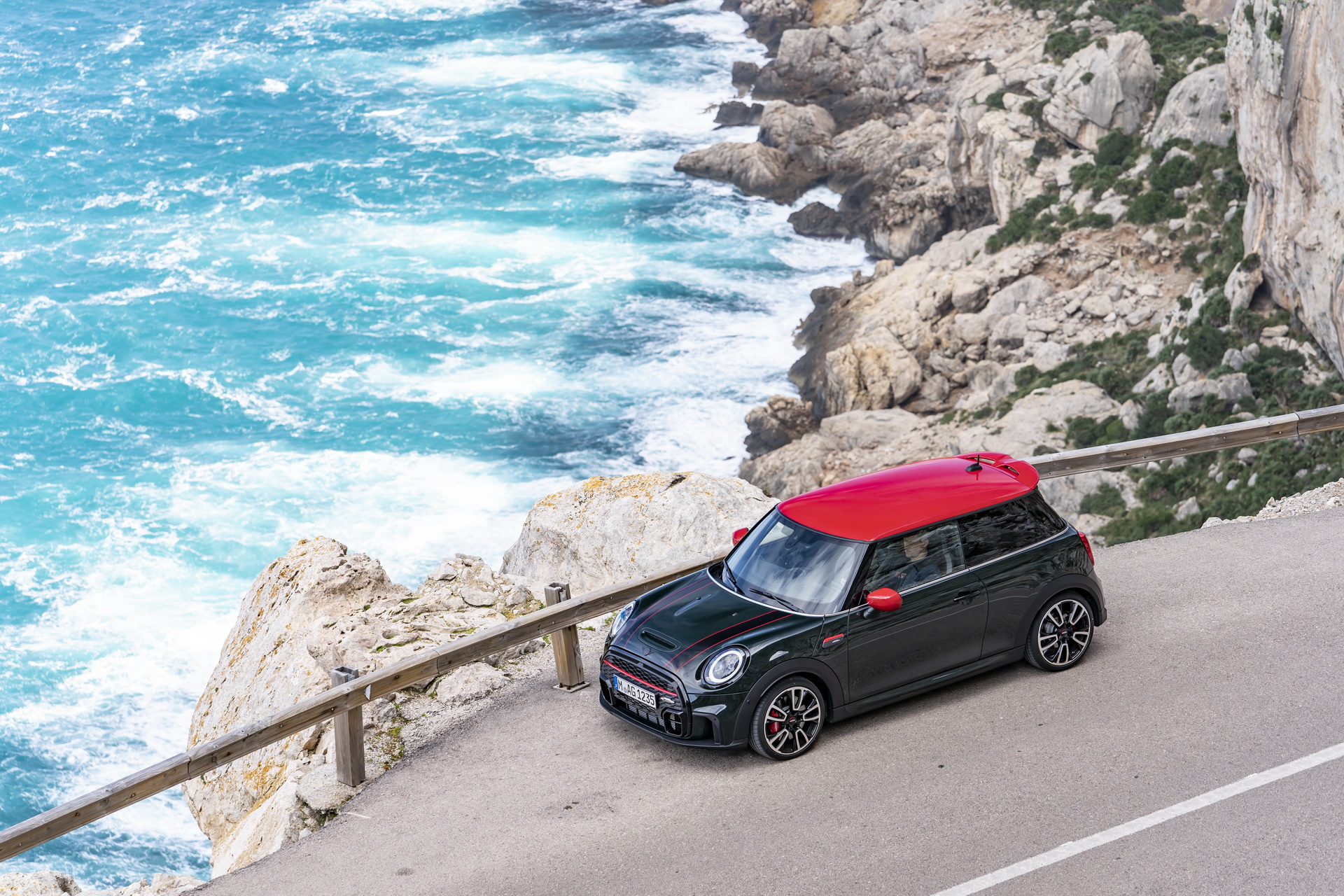 Download 2022 MINI John Cooper Works - Front Three-Quarter HD Wallpaper 1920x1280 #34